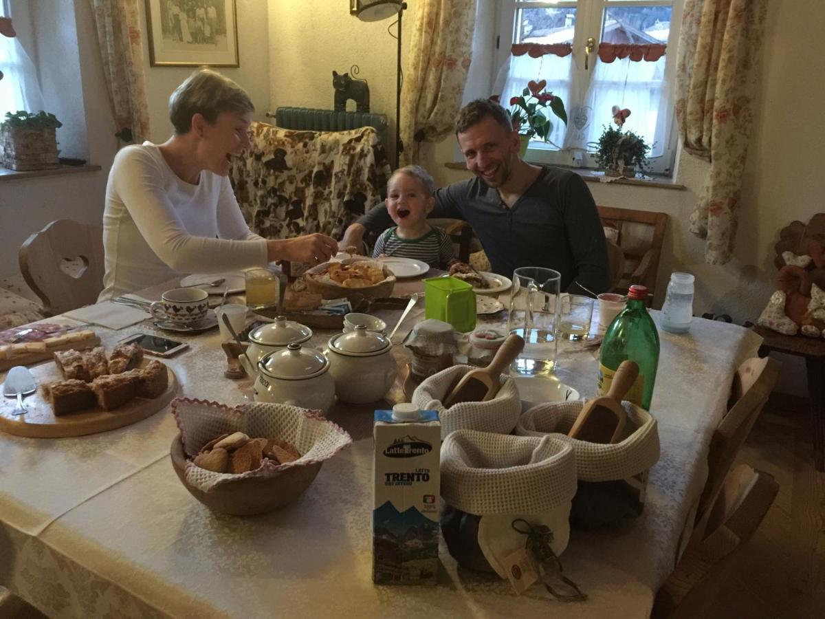 B&B La Casa Delle Bambole Panchia Eksteriør billede