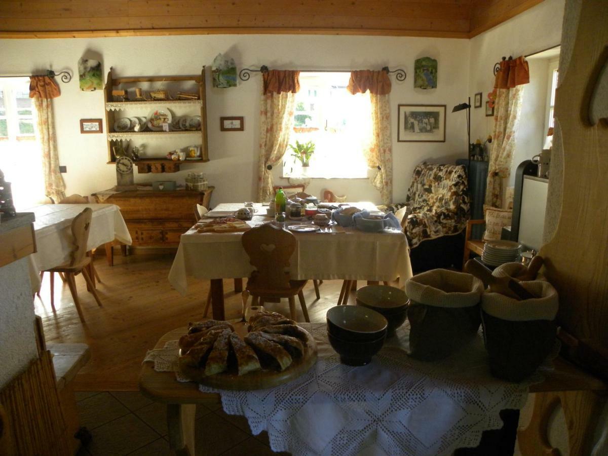 B&B La Casa Delle Bambole Panchia Eksteriør billede
