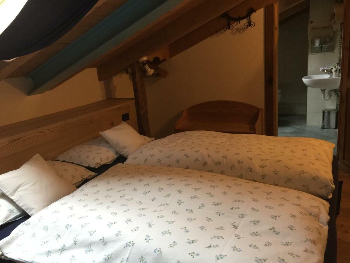 B&B La Casa Delle Bambole Panchia Eksteriør billede